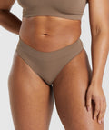 gymshark-seamless-brief-soul-brown-ss24