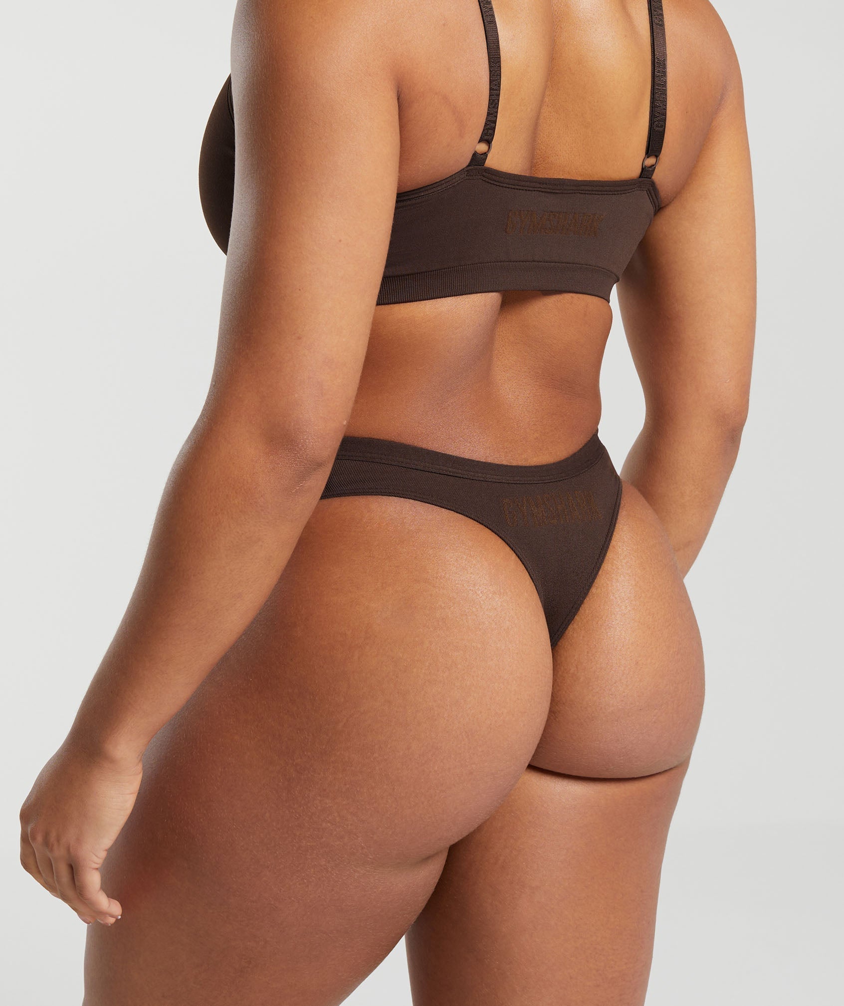 gymshark-seamless-dipped-front-thong-archive-brown-ss24