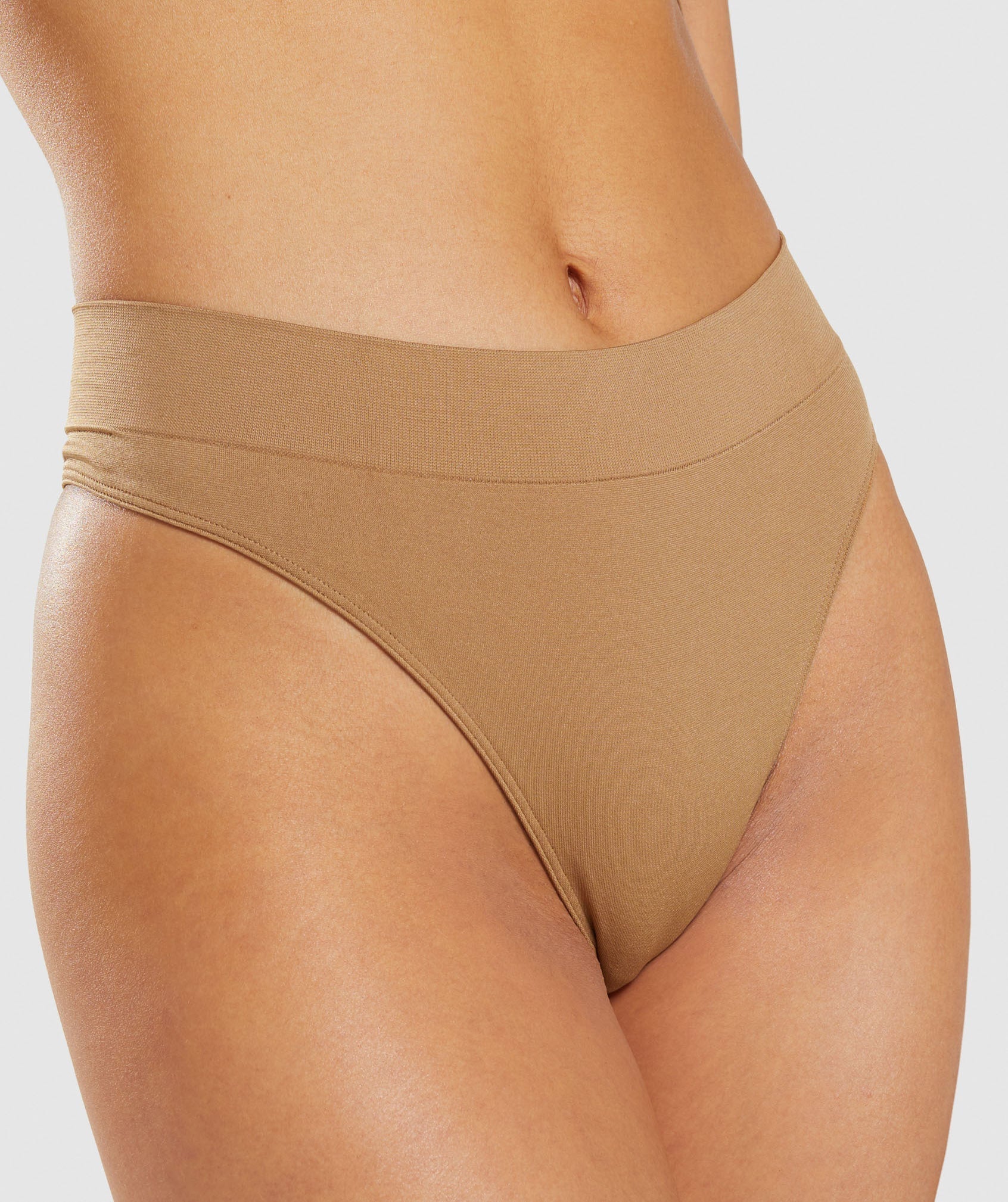 gymshark-seamless-high-rise-thong-golden-light-brown-ss22