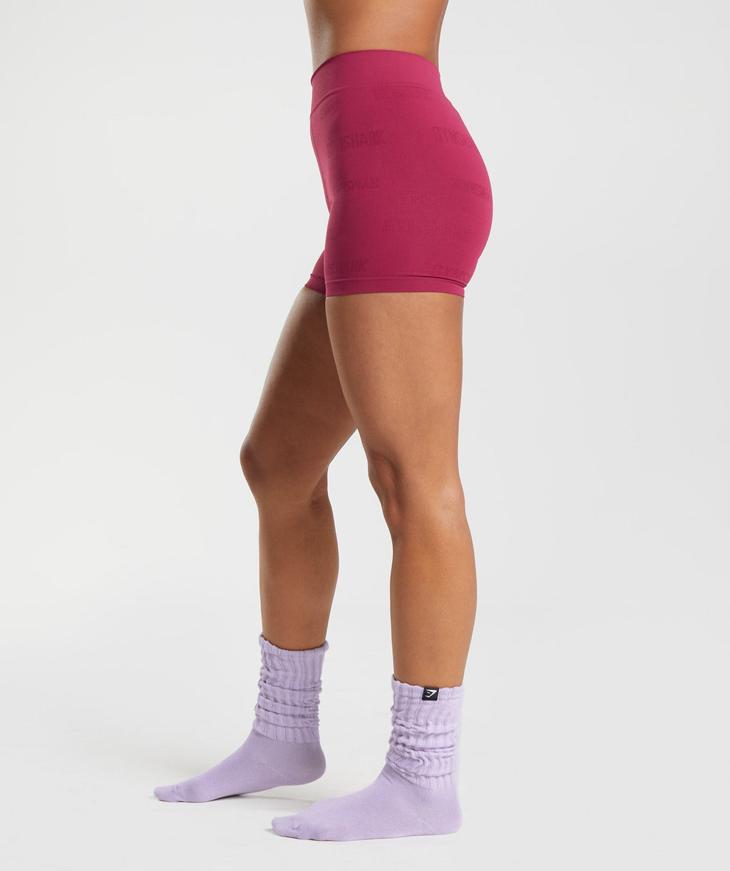 gymshark-seamless-jacquard-boxers-currant-pink-aw22