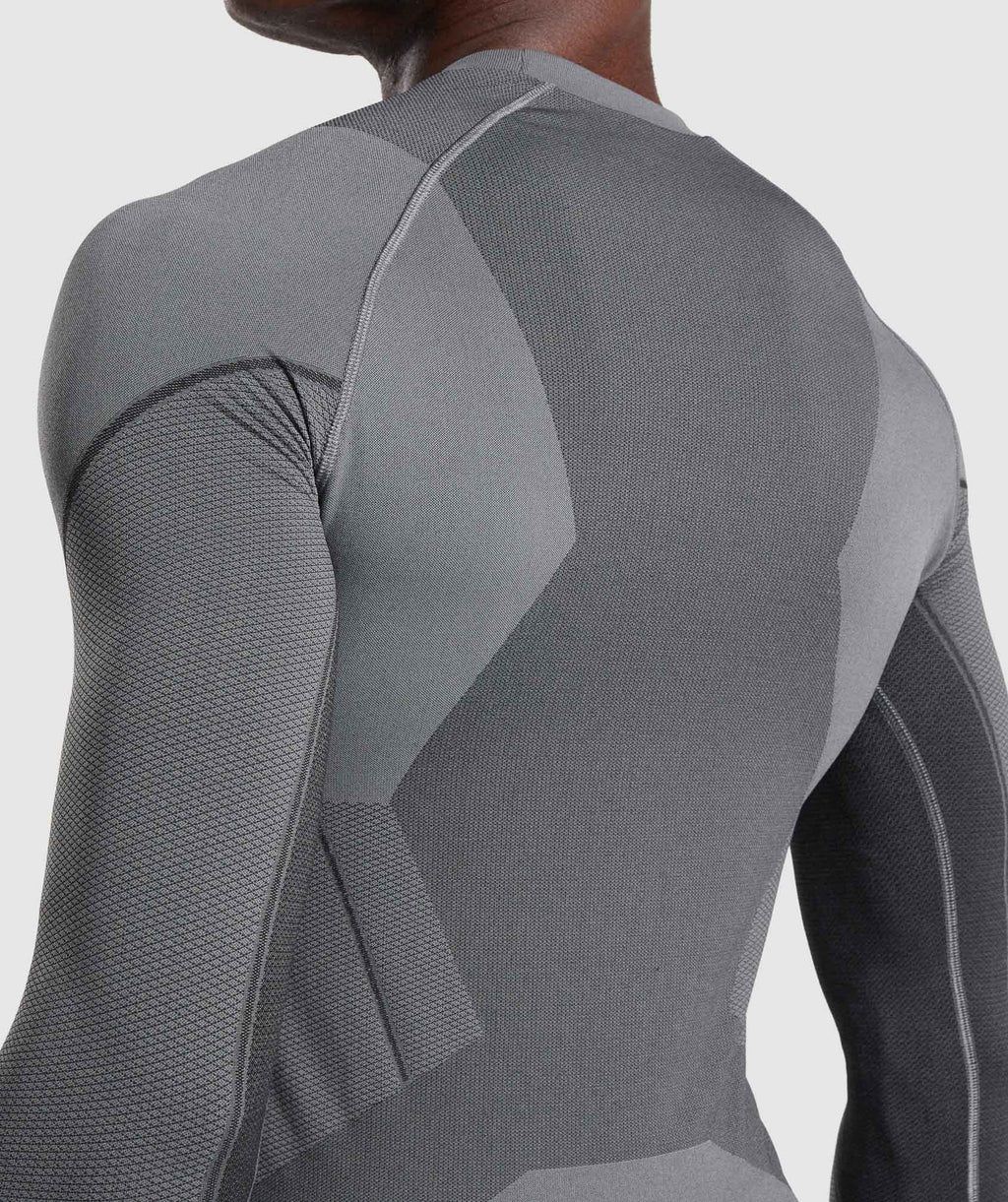 gymshark-free-force-seamless-muscle-fit-long-sleeve-t-shirt-grey-aw21