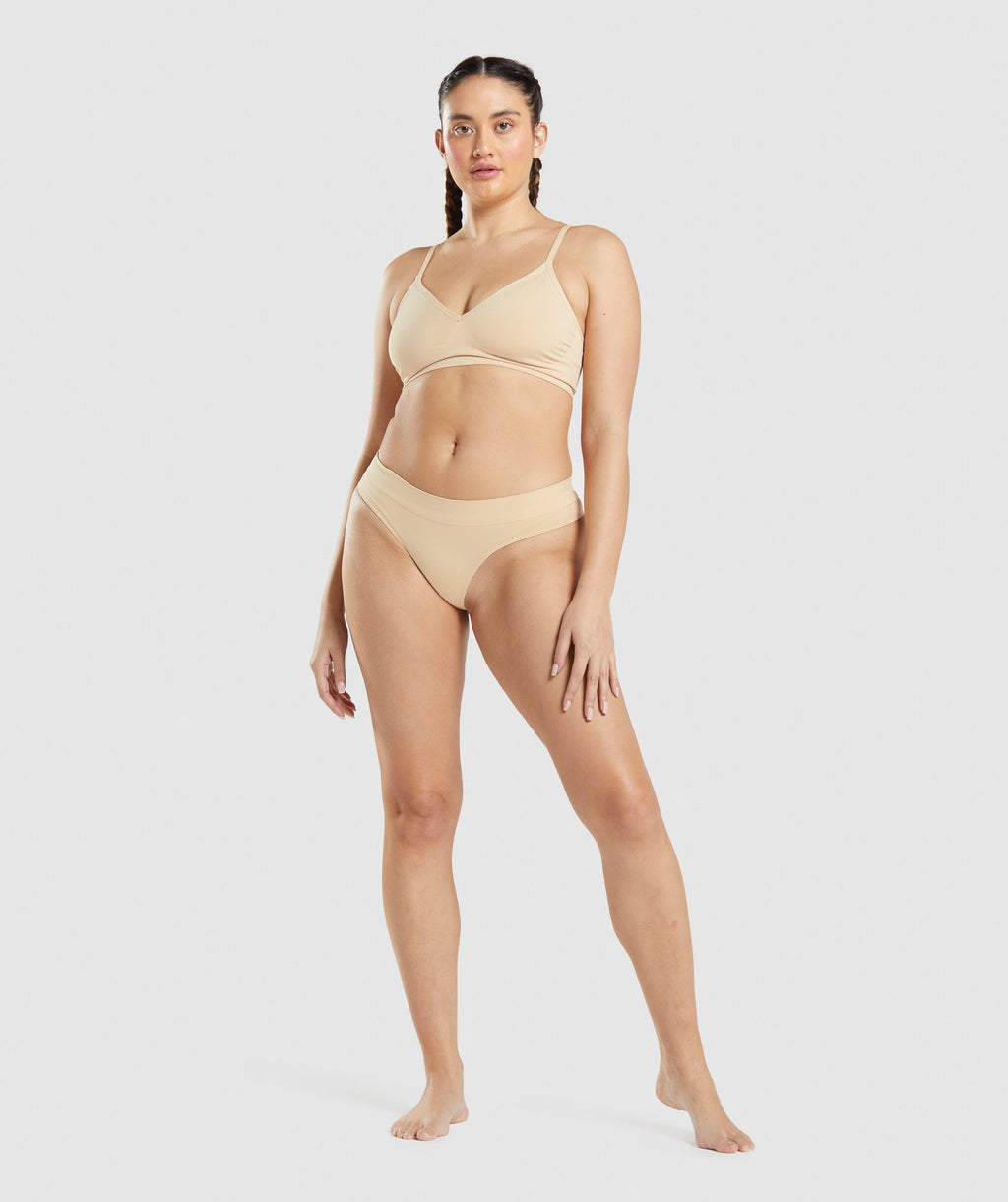 gymshark-seamless-low-rise-thong-fawn-light-brown-ss22