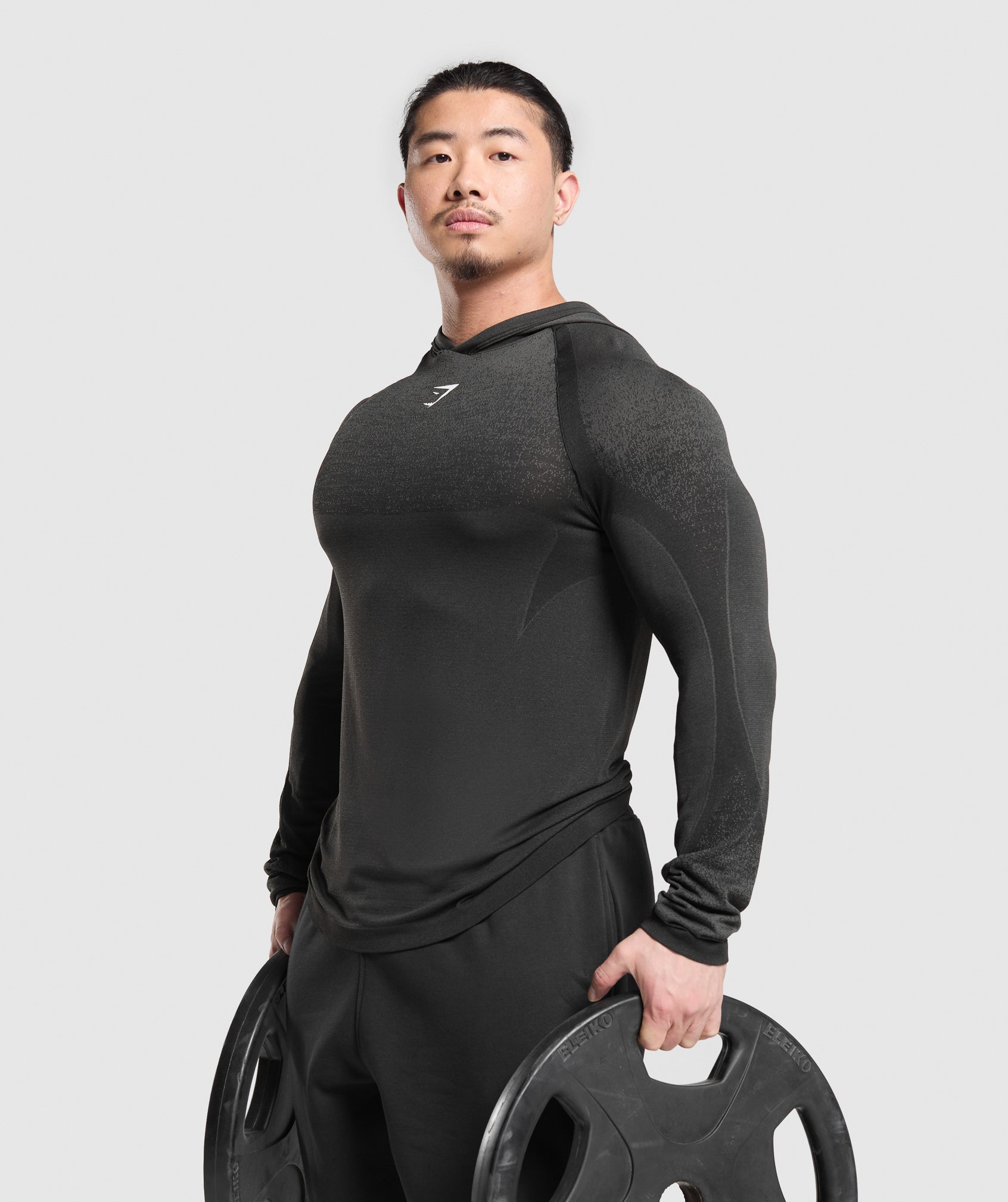 gymshark-shadow-seamless-hoodie-black-aw24