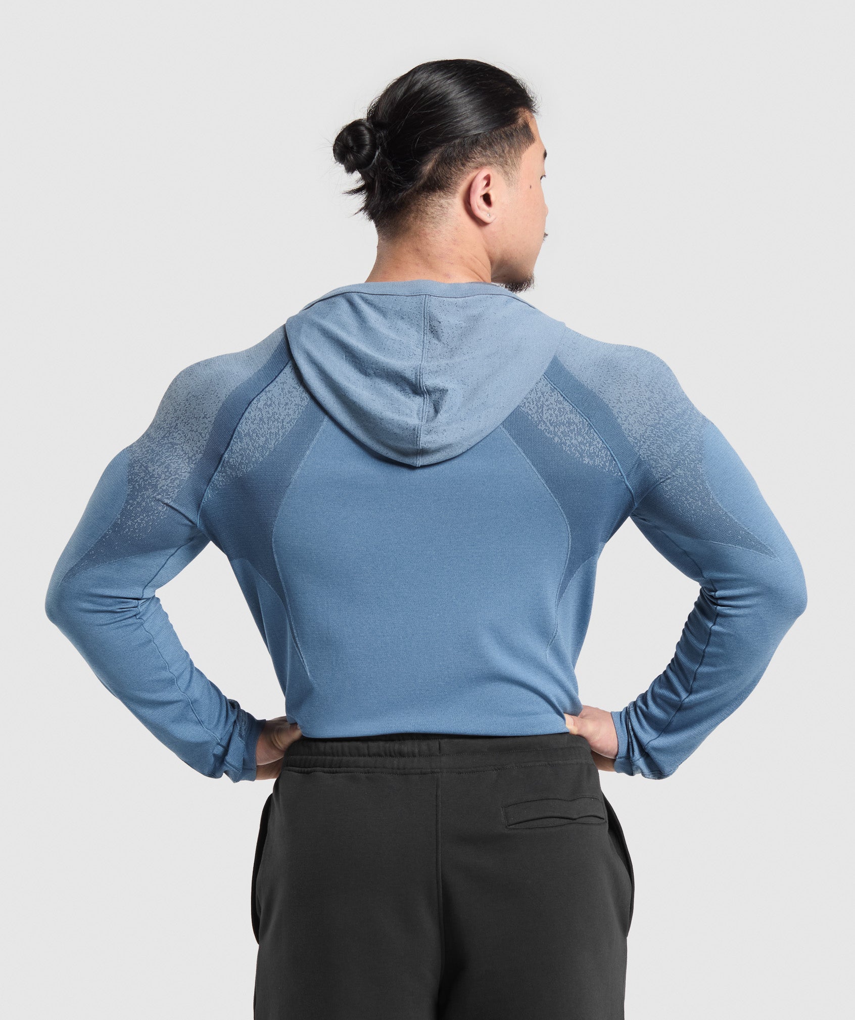 gymshark-shadow-seamless-hoodie-faded-blue-aw24