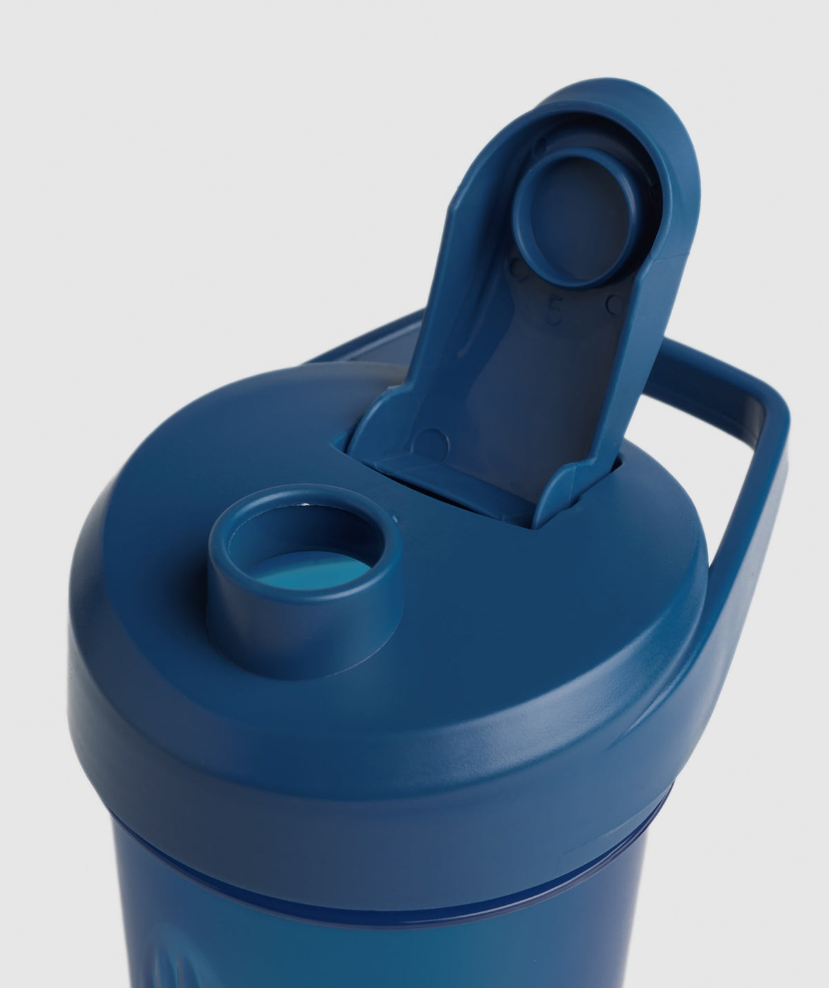 gymshark-shaker-bottle-core-blue-aw23