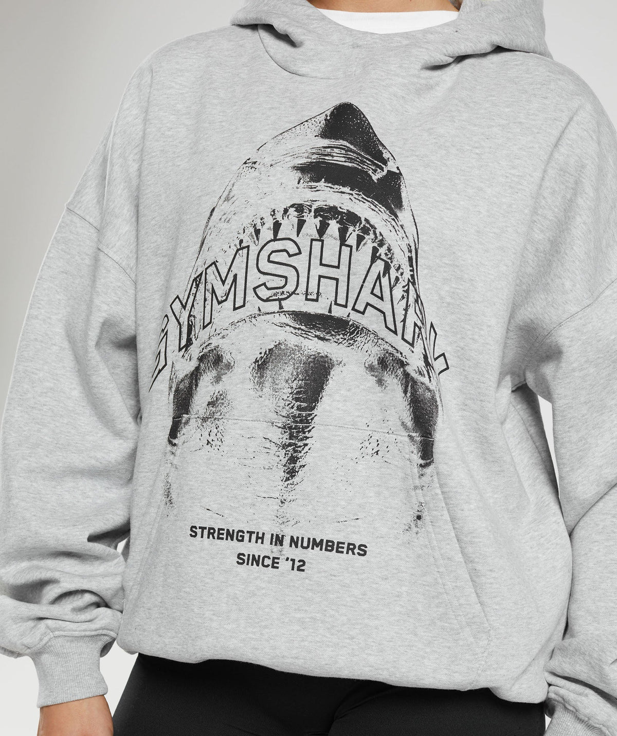gymshark-shark-attack-oversized-hoodie-grey-aw23