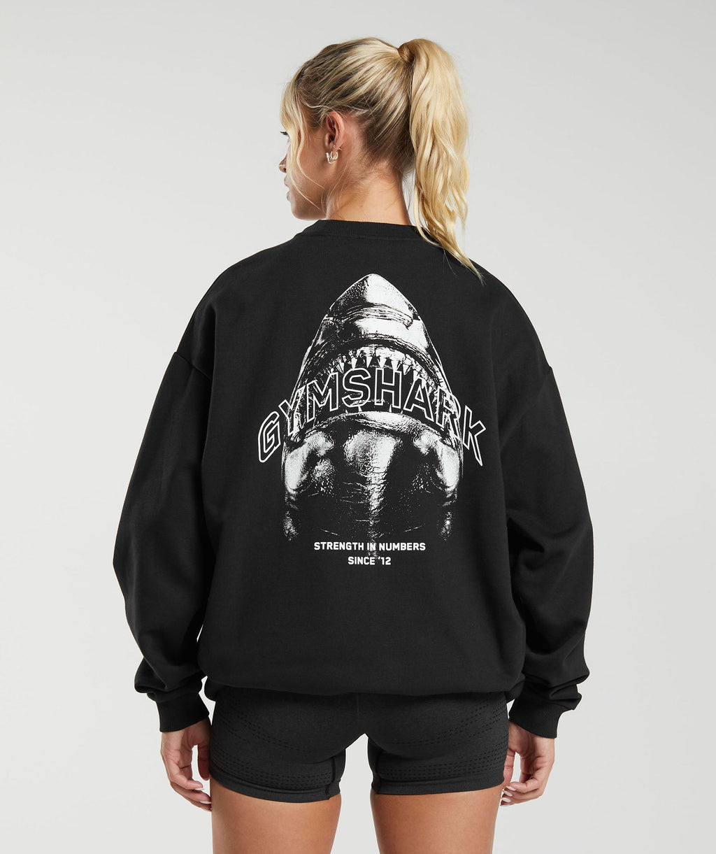 gymshark-shark-attack-oversized-sweatshirt-black-aw23