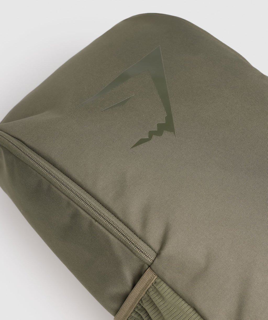gymshark-sharkhead-backpack-core-olive-aw23