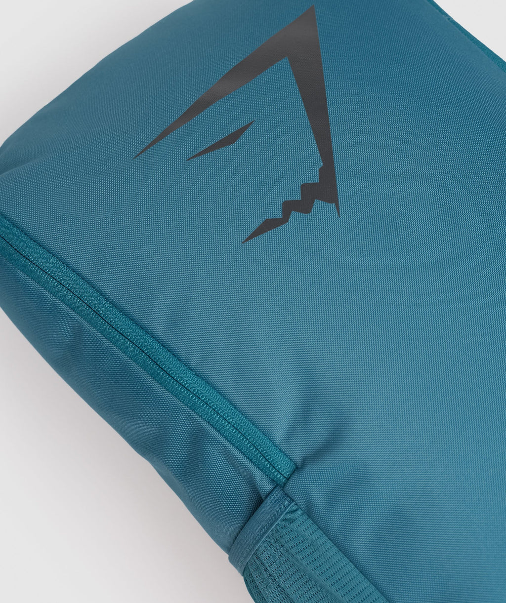 gymshark-sharkhead-backpack-terrace-blue-aw23