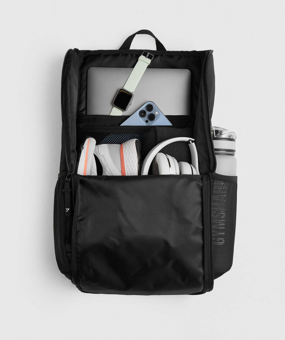 gymshark-sharkhead-backpack-black-aw22