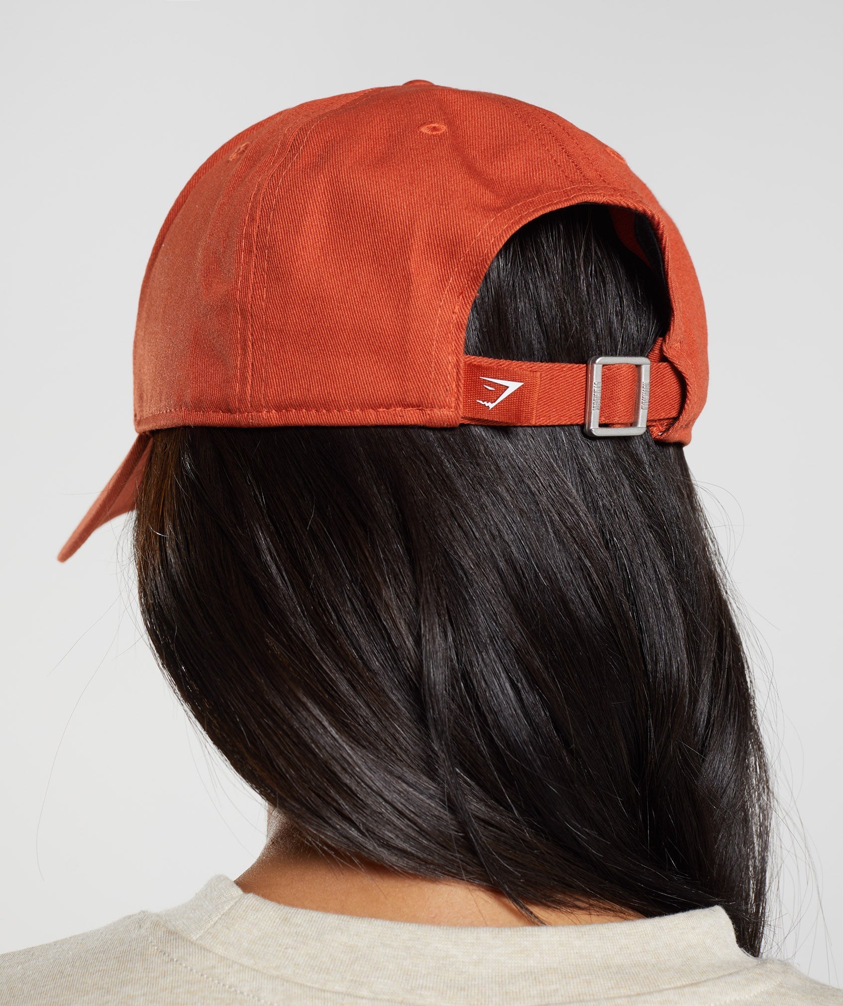 gymshark-sharkhead-cap-cayenne-red-aw22