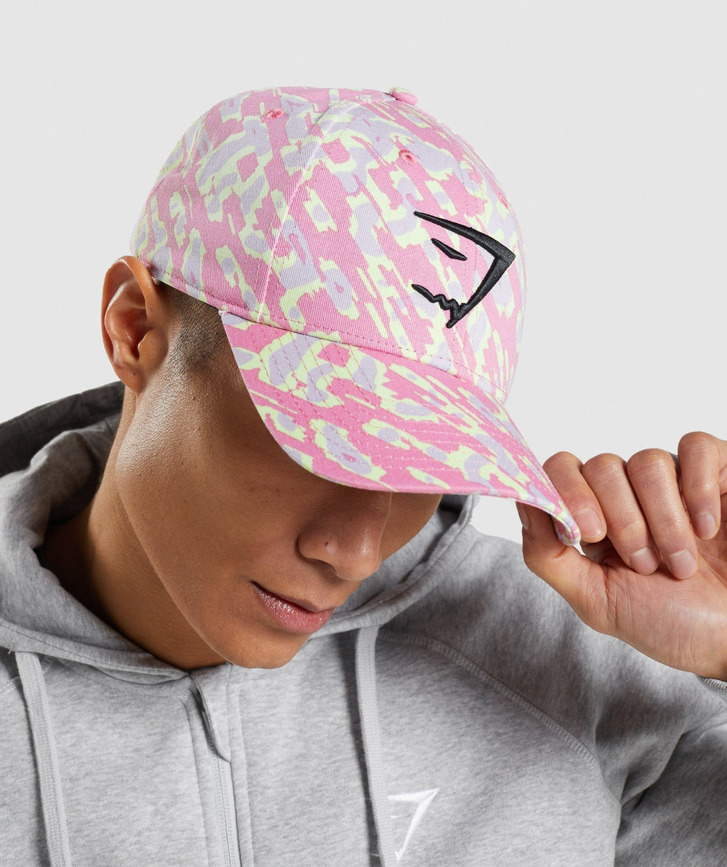 gymshark-sharkhead-cap-pink-print-ss22