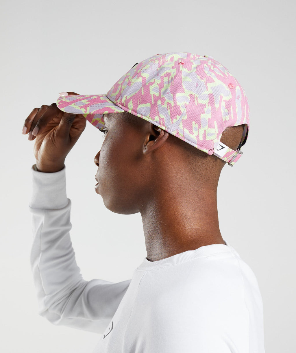 gymshark-sharkhead-cap-pink-print-ss22