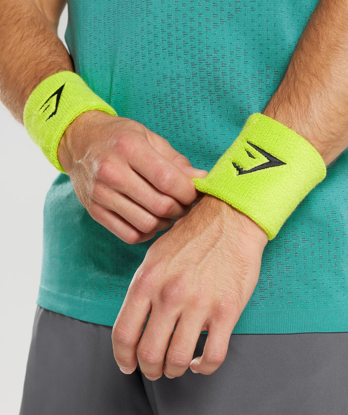 gymshark-sharkhead-sweat-bands-reactive-green-aw22