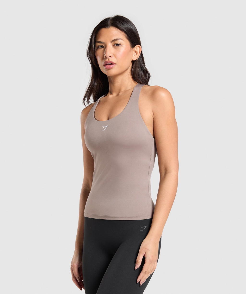 gymshark-everyday-racer-back-tank-with-shelf-lifestyle-brown-ss25