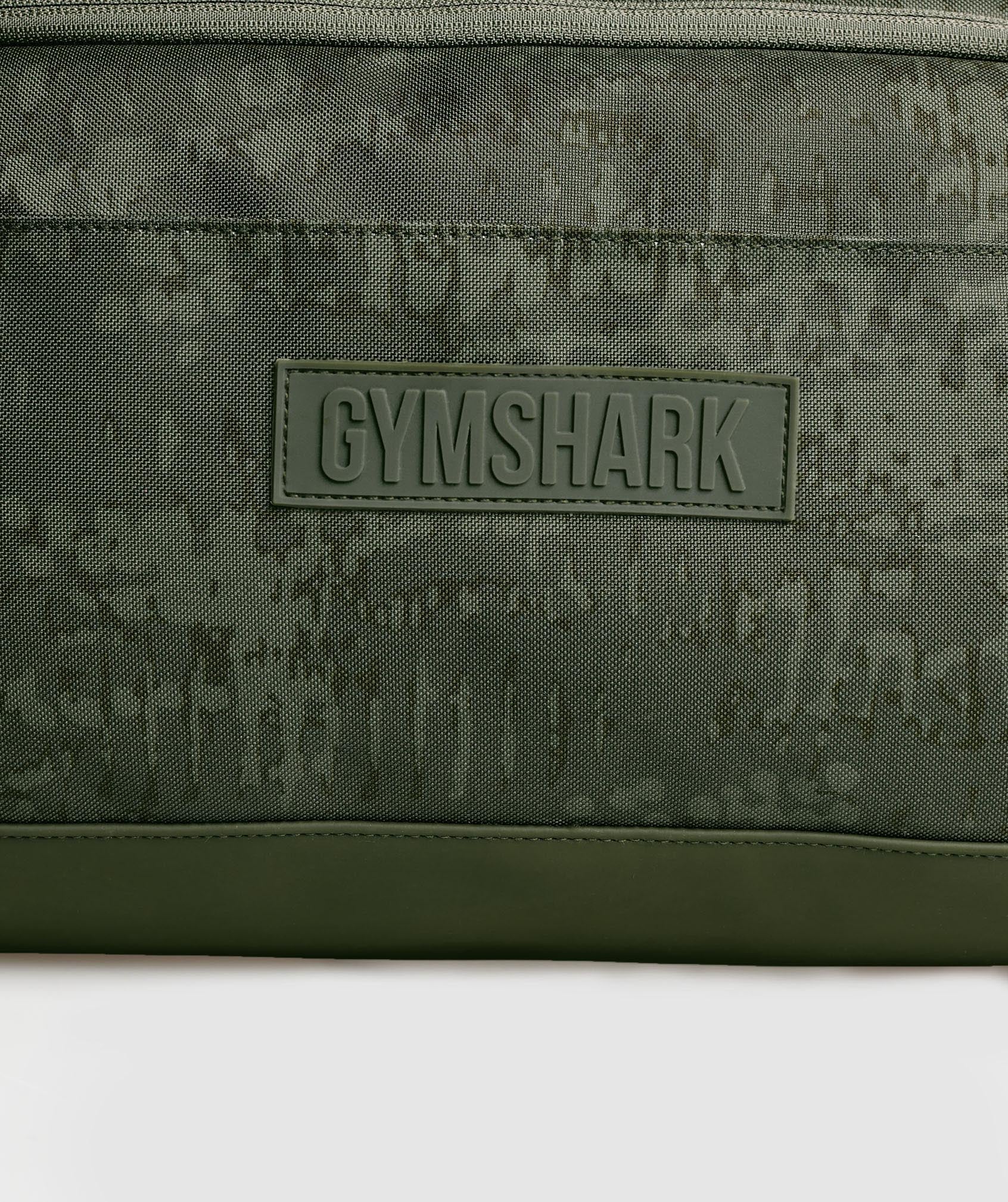 gymshark-small-everyday-print-holdall-winter-olive-aw23