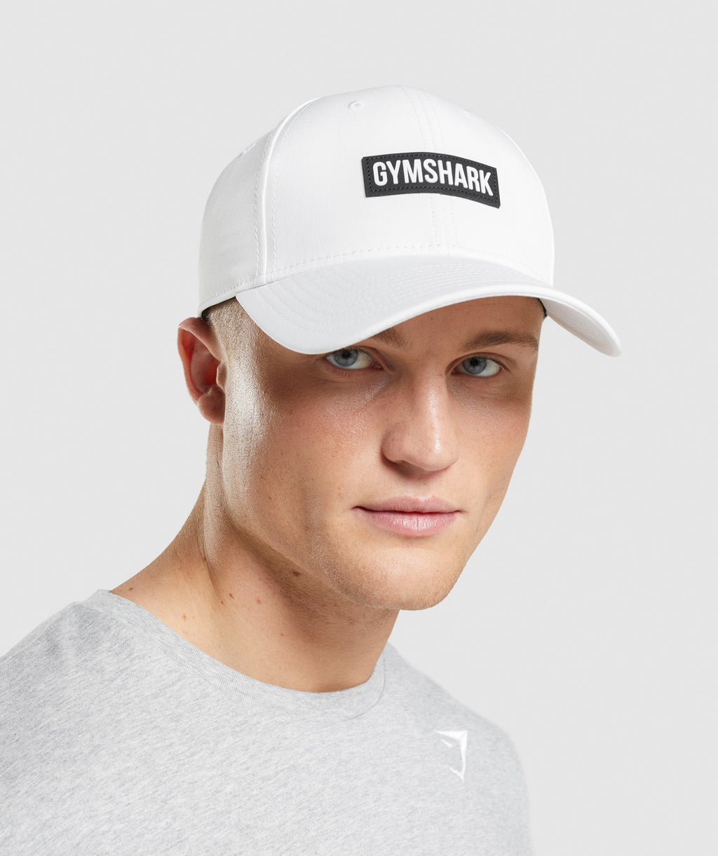 gymshark-snapback-white-ss22