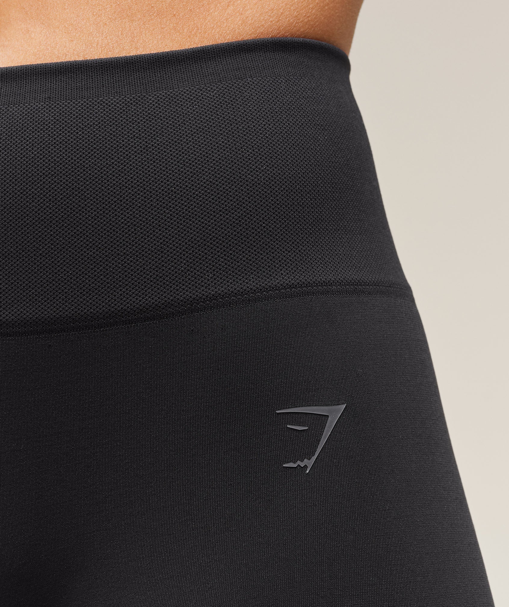 gymshark-soft-sculpt-leggings-black-ss25