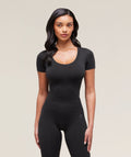 gymshark-soft-sculpt-midi-t-shirt-black-ss25