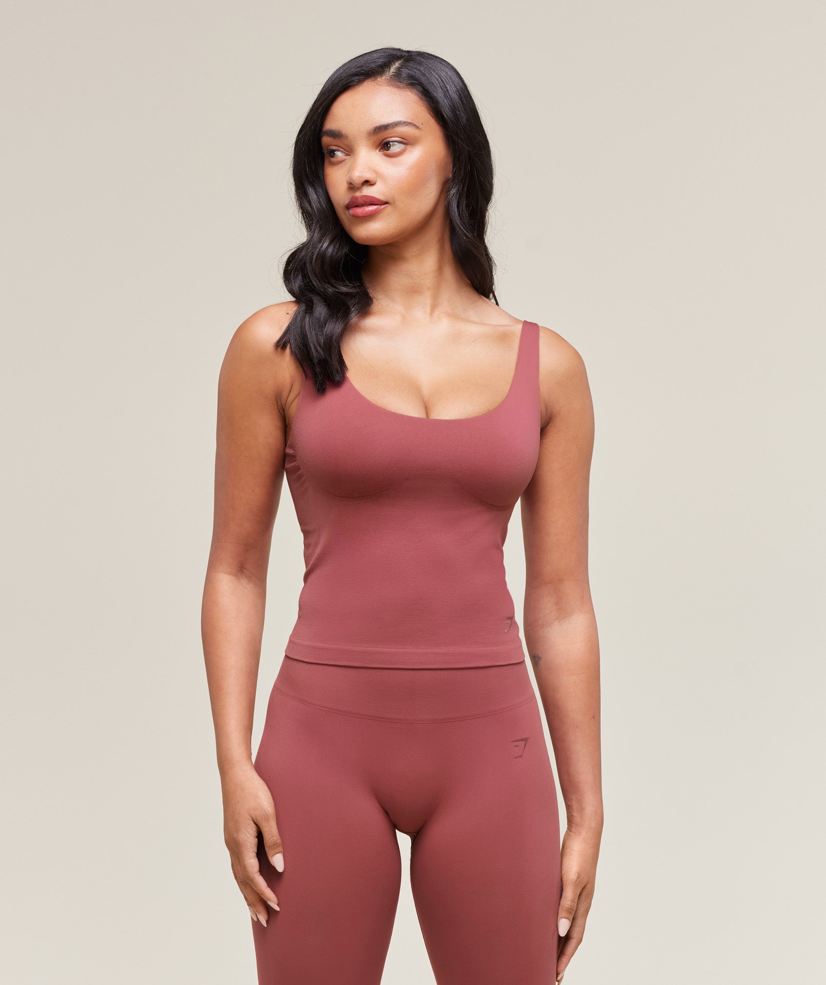 gymshark-soft-sculpt-tank-with-shelf-washed-berry-pink-ss25