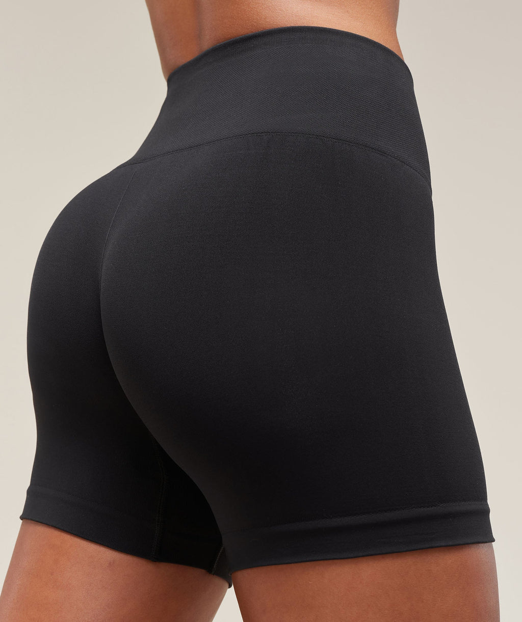 gymshark-soft-sculpt-shorts-black-ss25