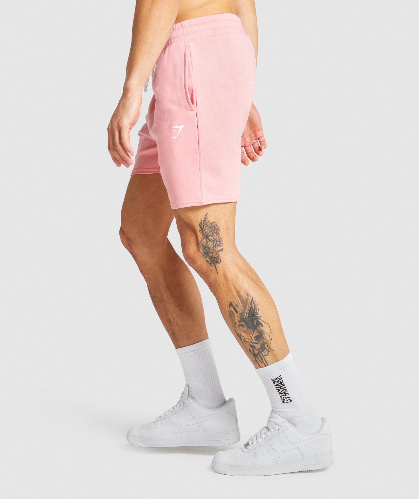 gymshark-lift-shorts-coral
