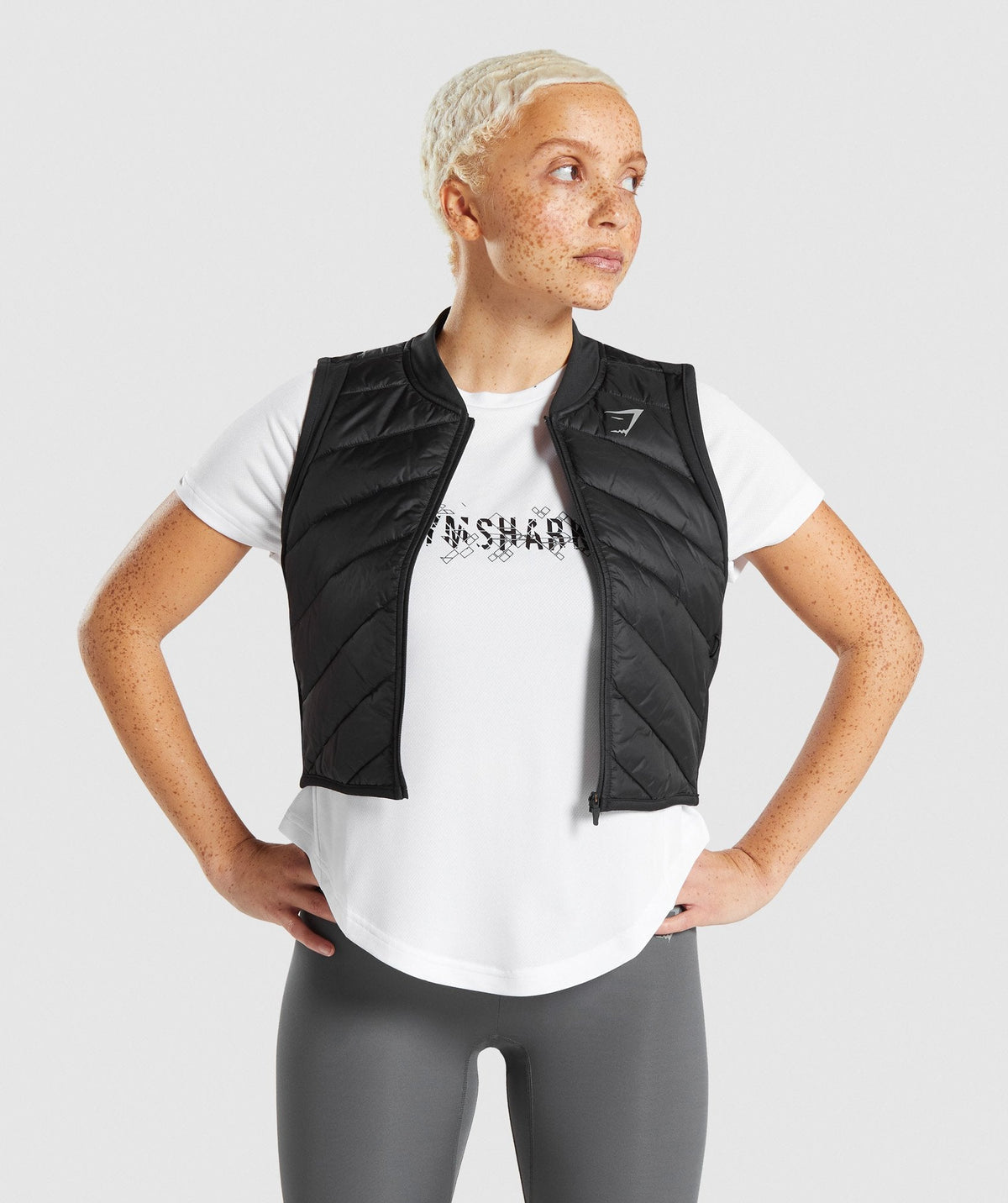 gymshark-womens-speed-gilet-black