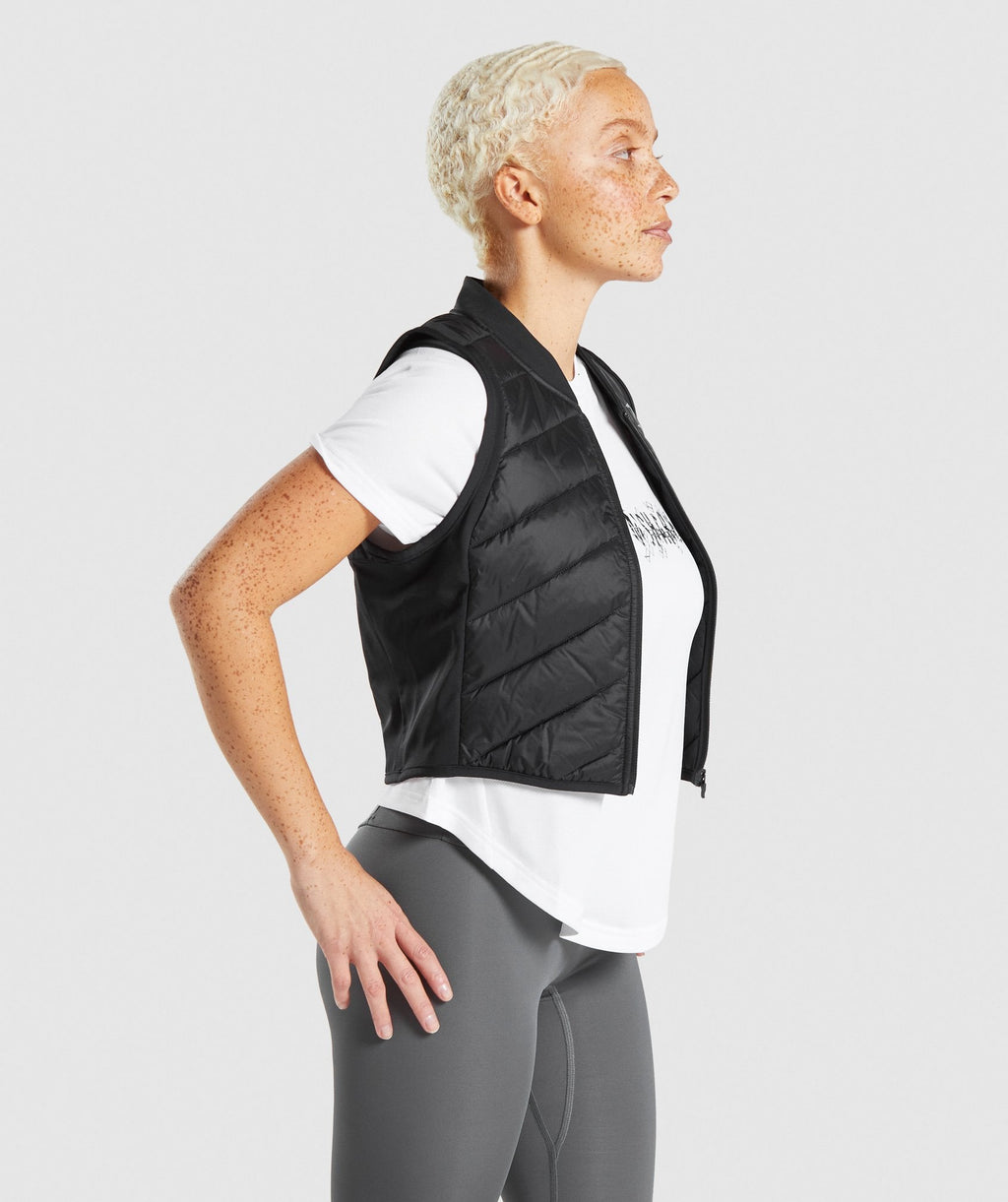 gymshark-womens-speed-gilet-black