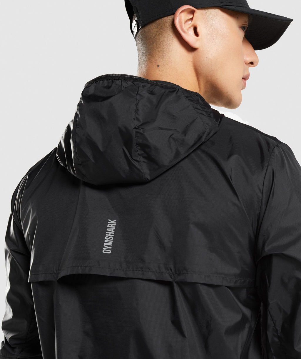 gymshark-speed-jacket-black-aw21
