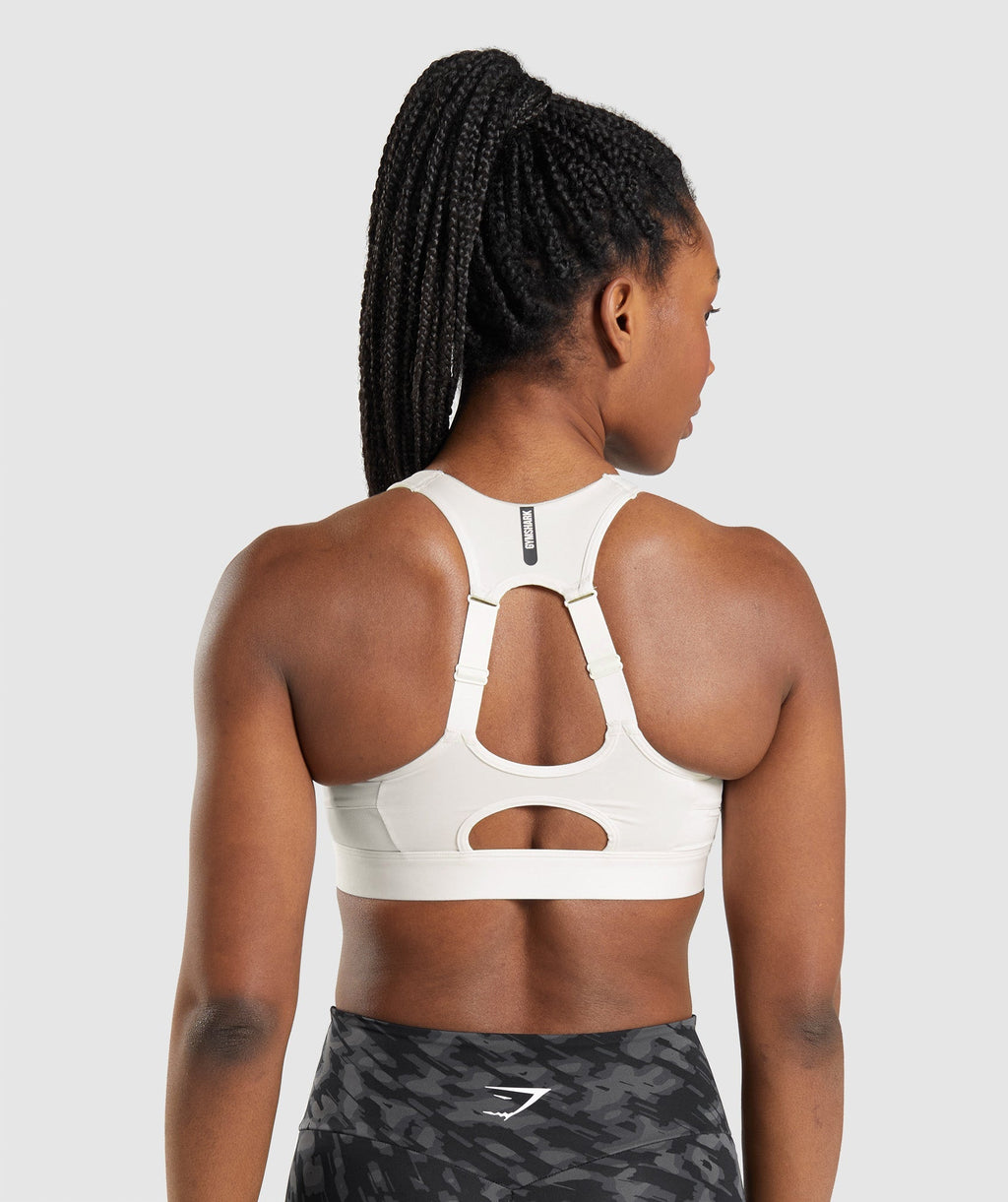 gymshark-speed-sports-bra-coconut-white-ss22