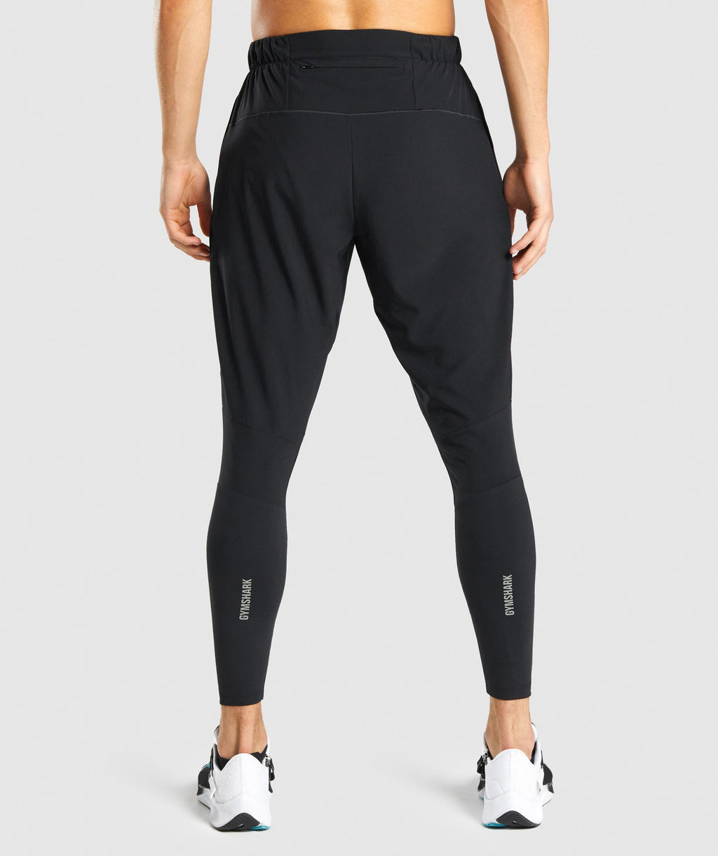 gymshark-speed-joggers-black-reflective-logo