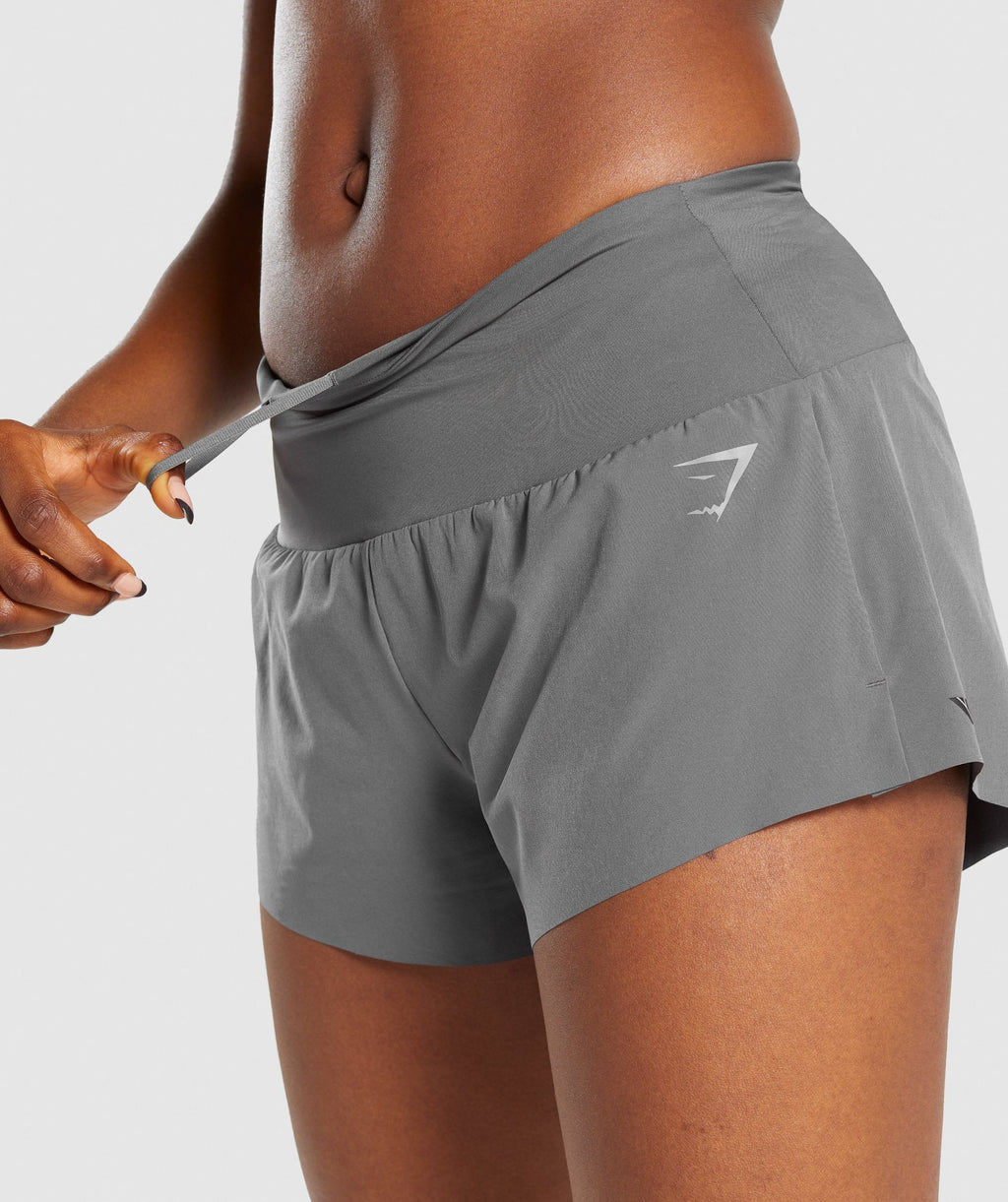 gymshark-speed-shorts-charcoal