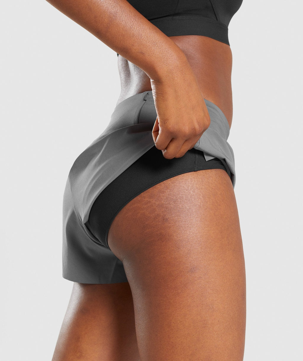 gymshark-speed-shorts-charcoal