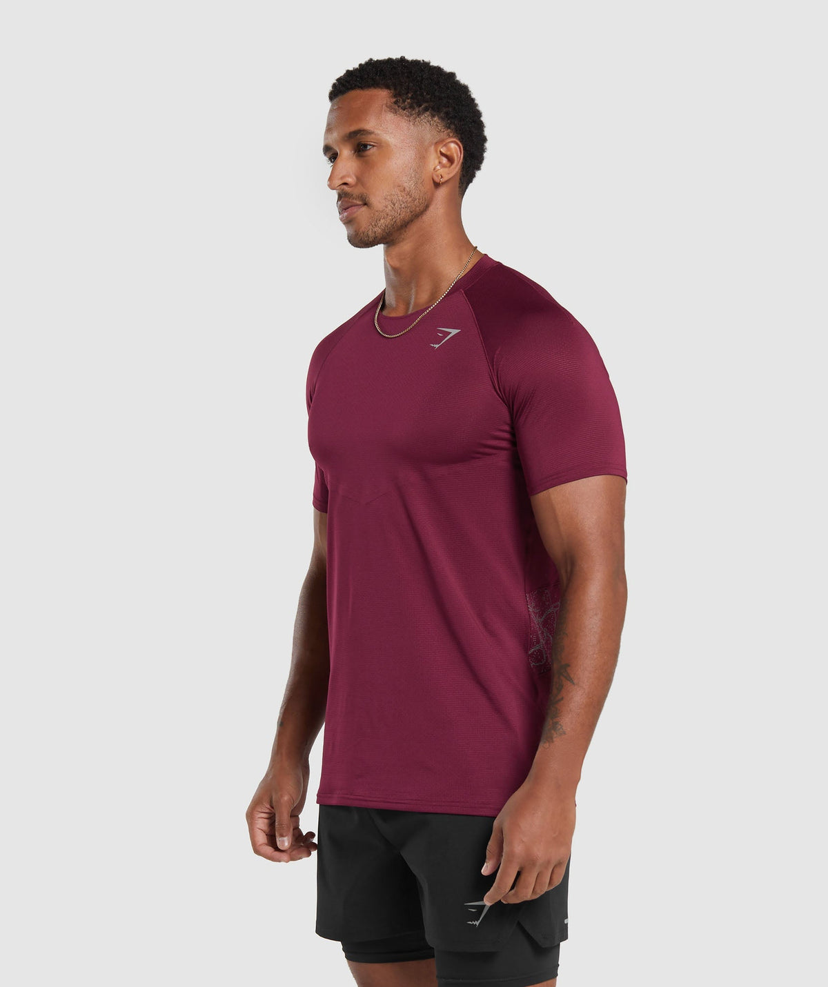 gymshark-speed-t-shirt-plum-pink-aw23