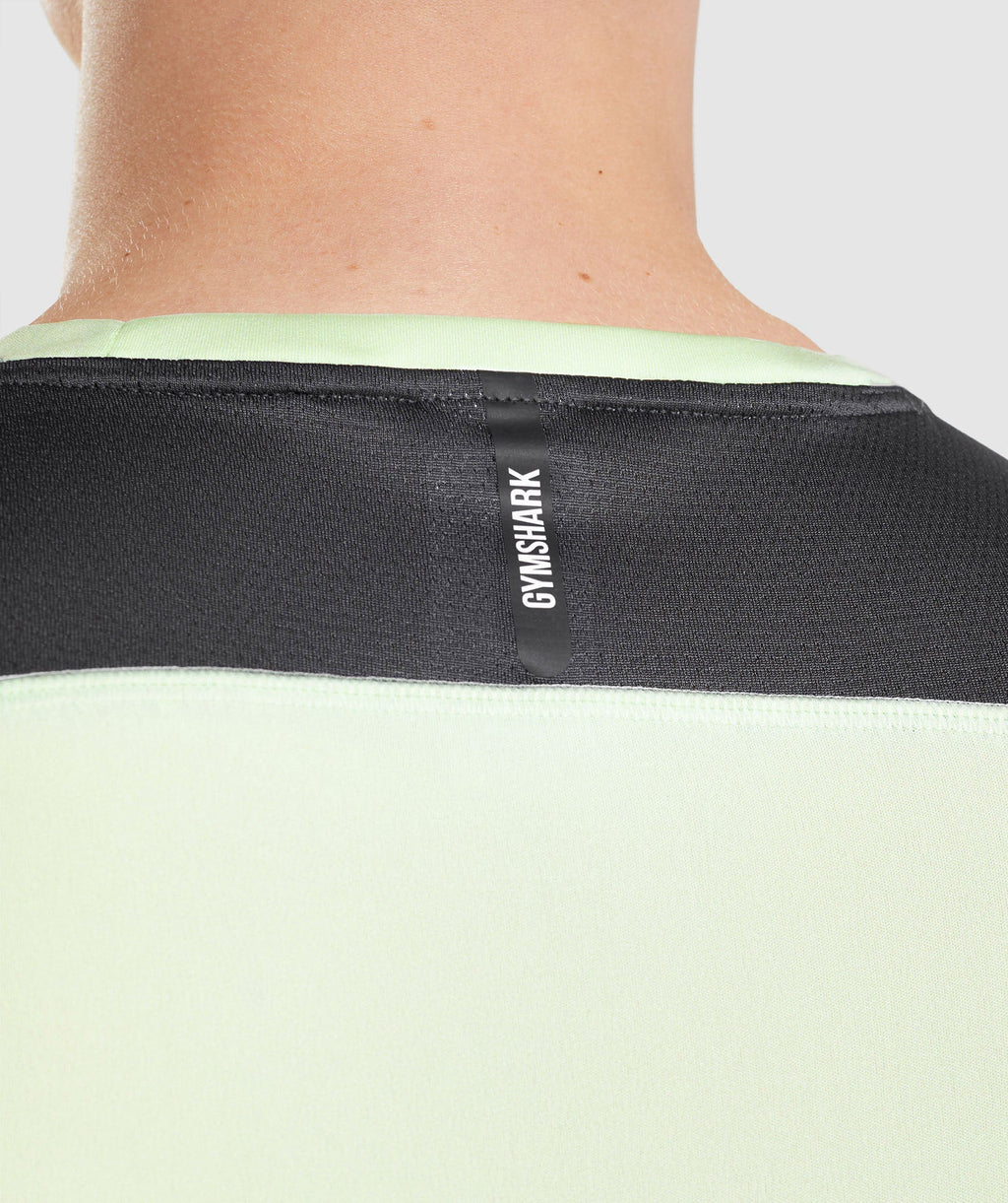 gymshark-speed-tank-cucumber-green-ss22