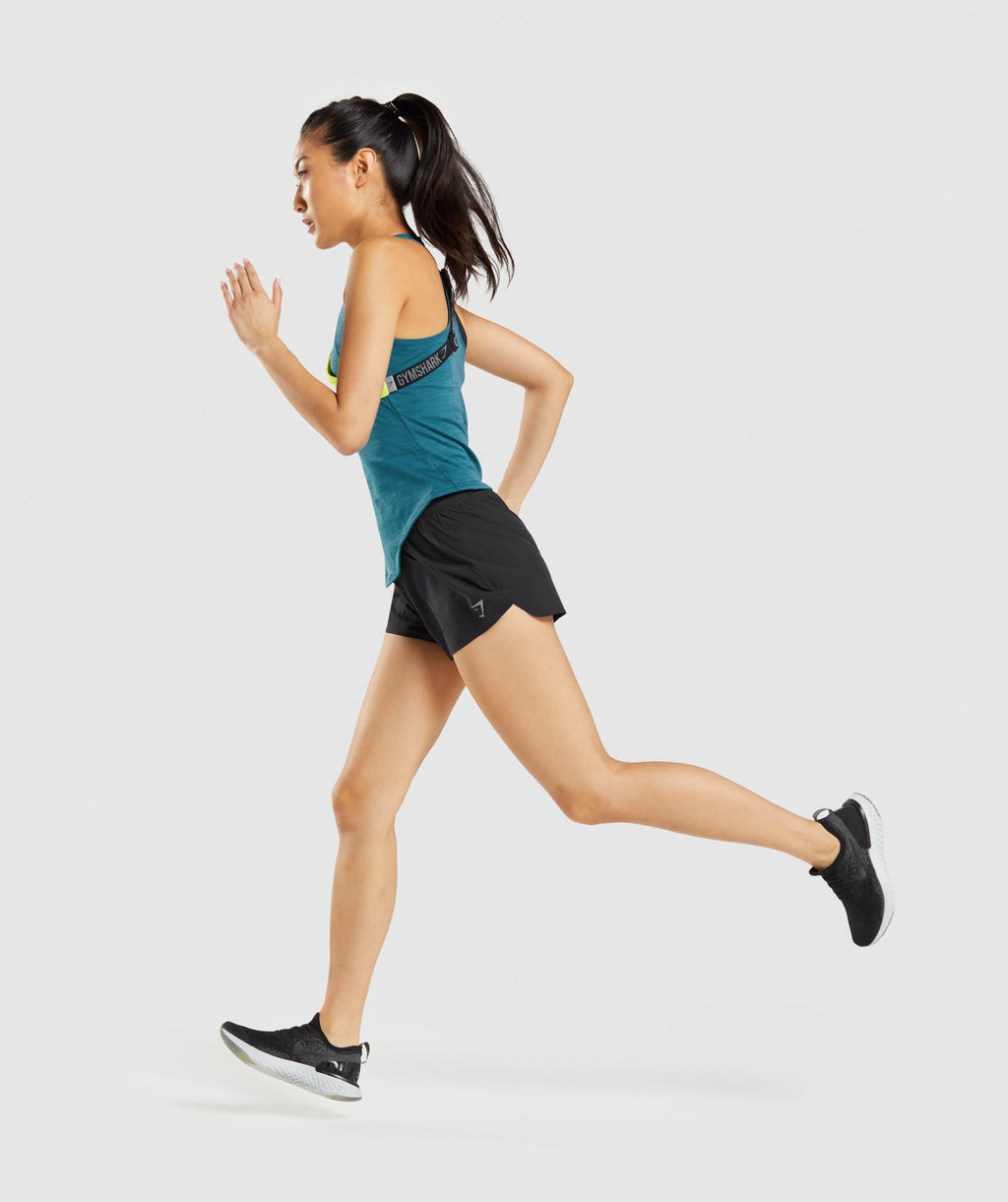 gymshark-speed-shorts-black-aw21