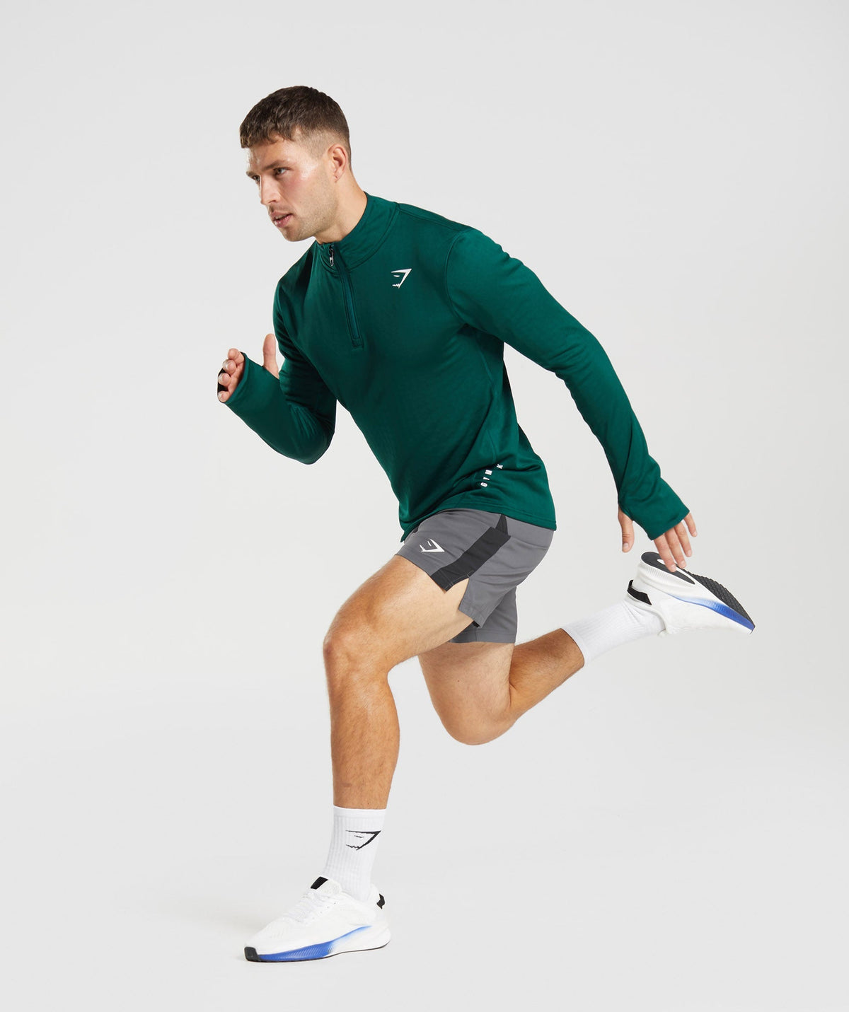gymshark-sport-1-4-zip-woodland-green-aw22