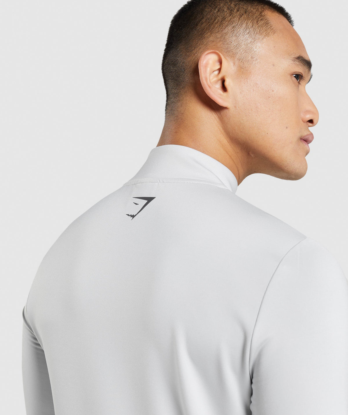 gymshark-sport-1-4-zip-light-grey-ss22