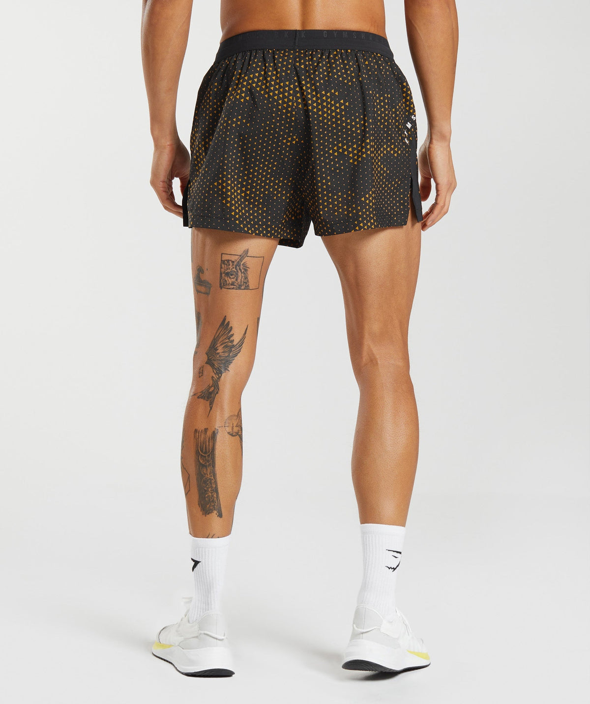 gymshark-sport-3-shorts-turmeric-yellow-print-aw22
