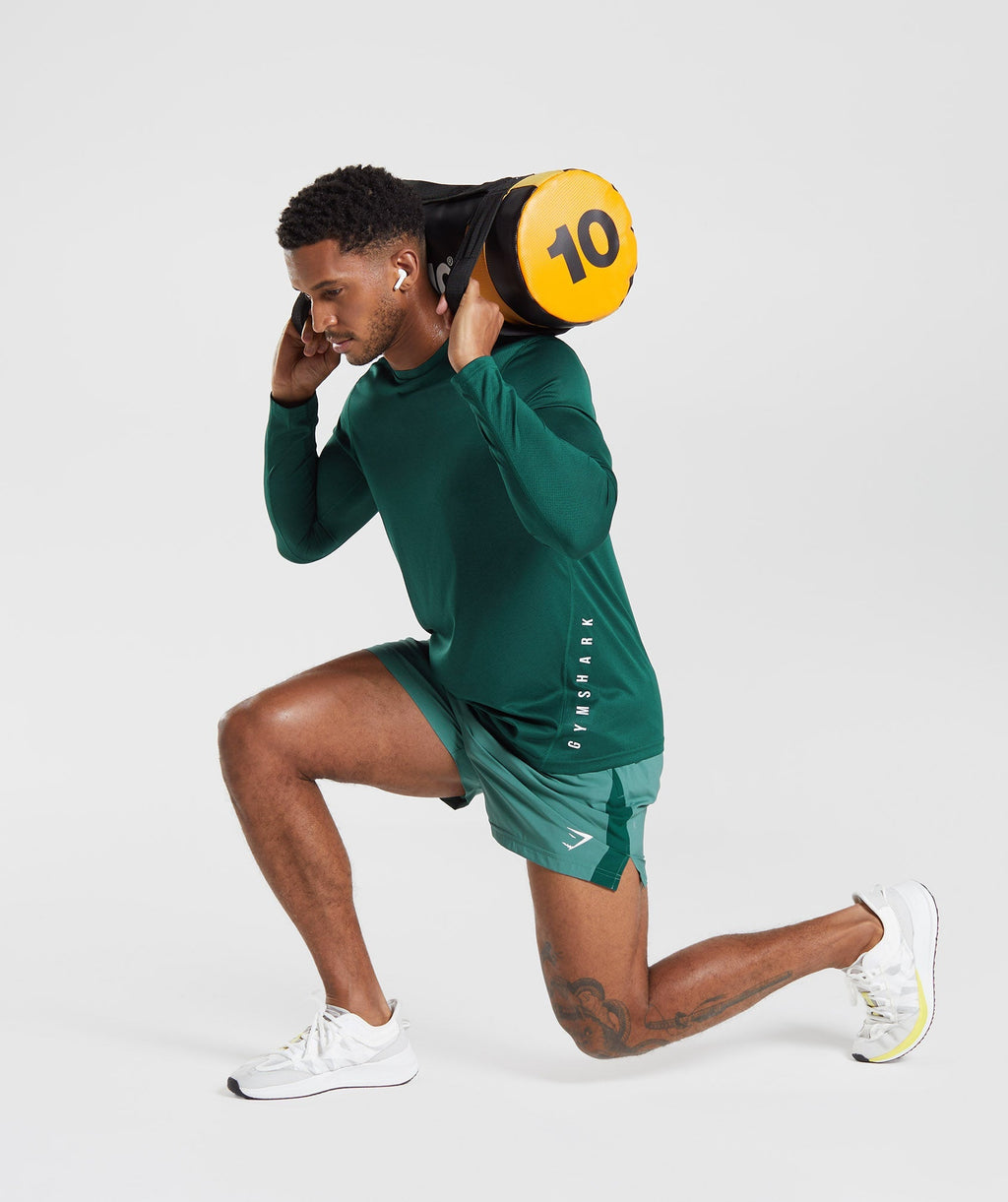gymshark-sport-5-shorts-hoya-green-woodland-green-aw22