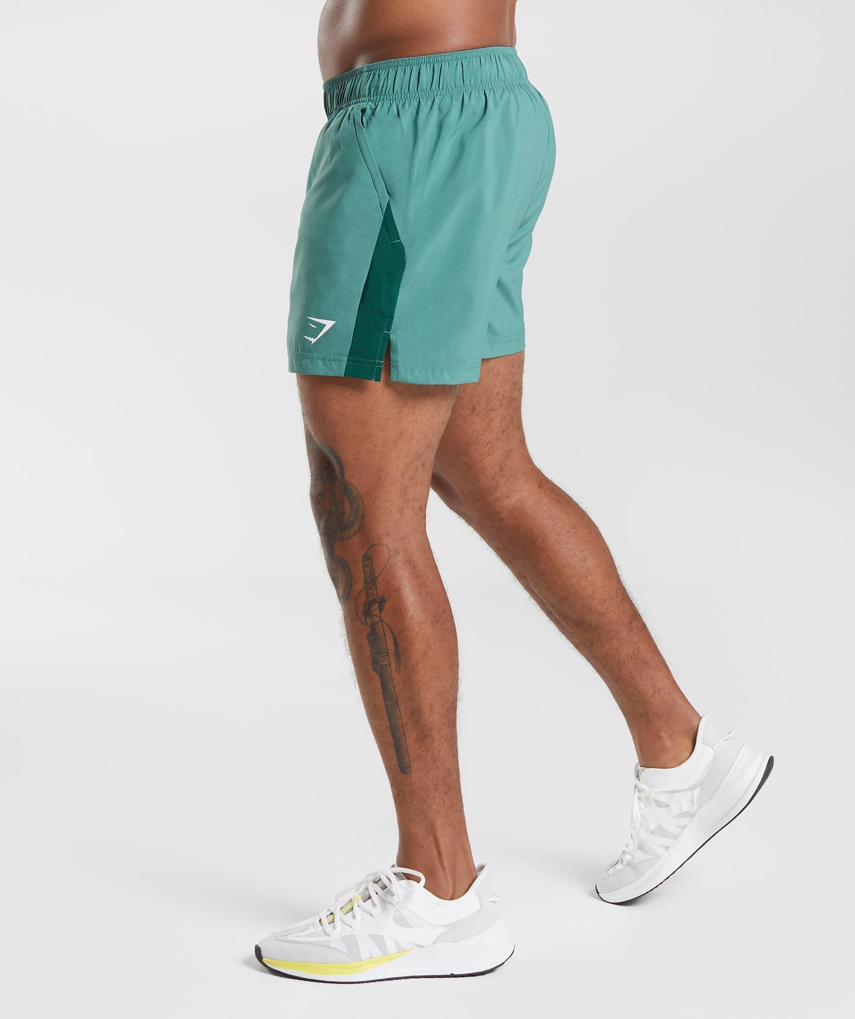 gymshark-sport-5-shorts-hoya-green-woodland-green-aw22