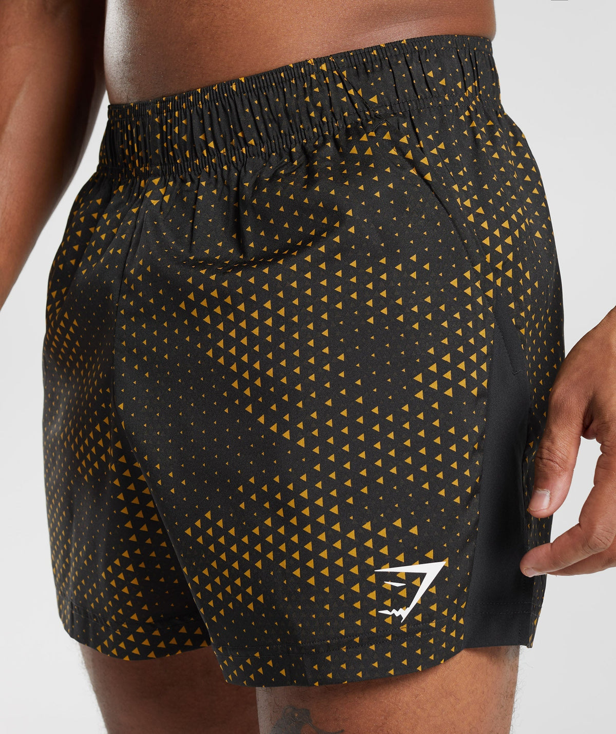 gymshark-sport-5-shorts-turmeric-yellow-print-aw22