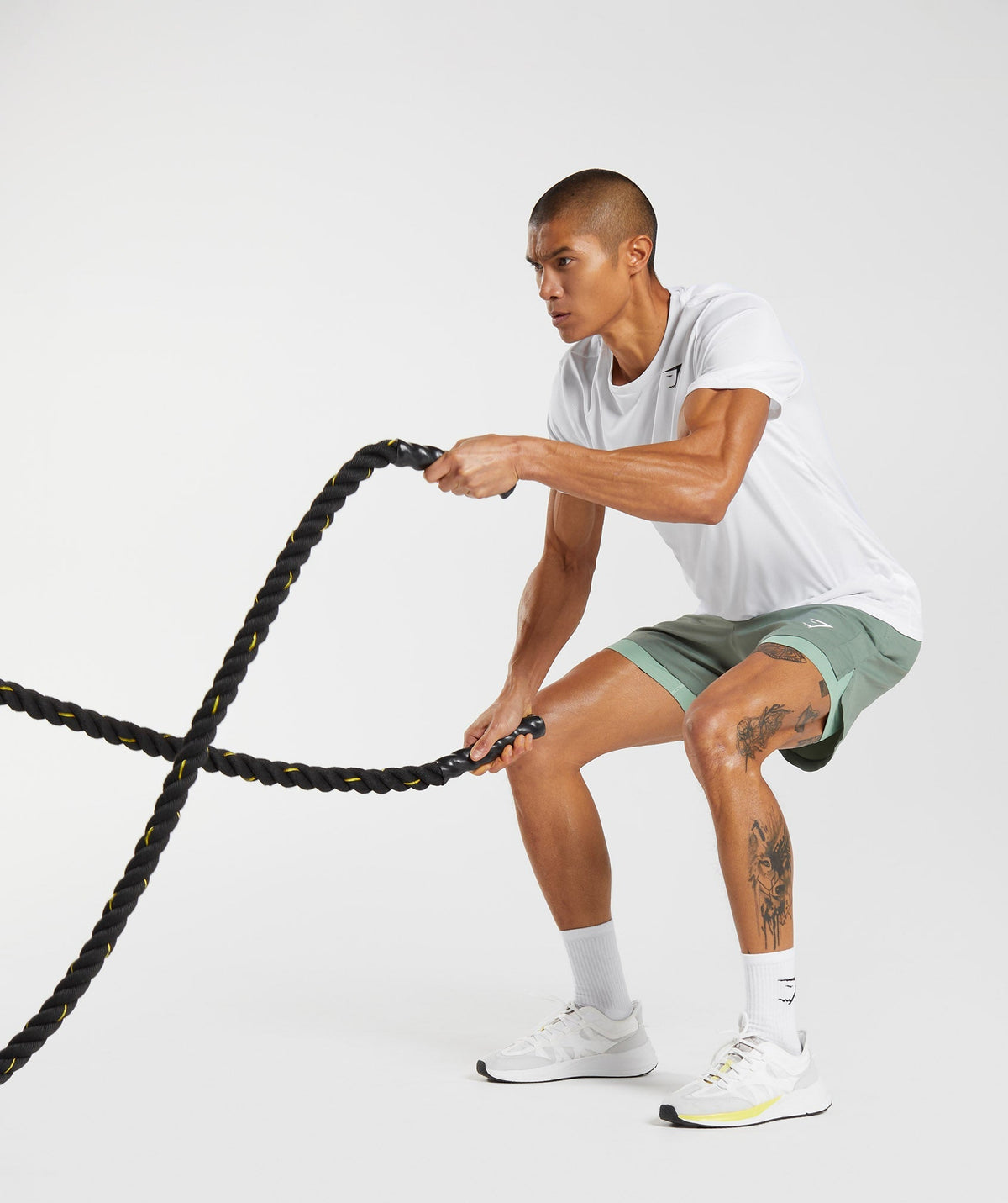 gymshark-sport-5-2-in-1-shorts-willow-green-desert-sage-green-ss23