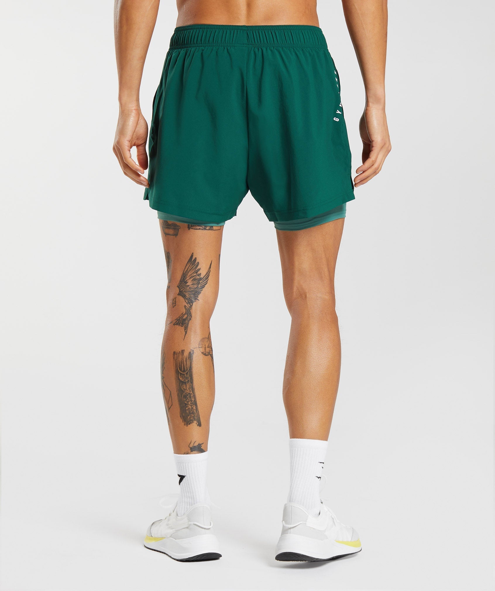 gymshark-sport-5-2-in-1-shorts-woodland-green-hoya-green-aw22