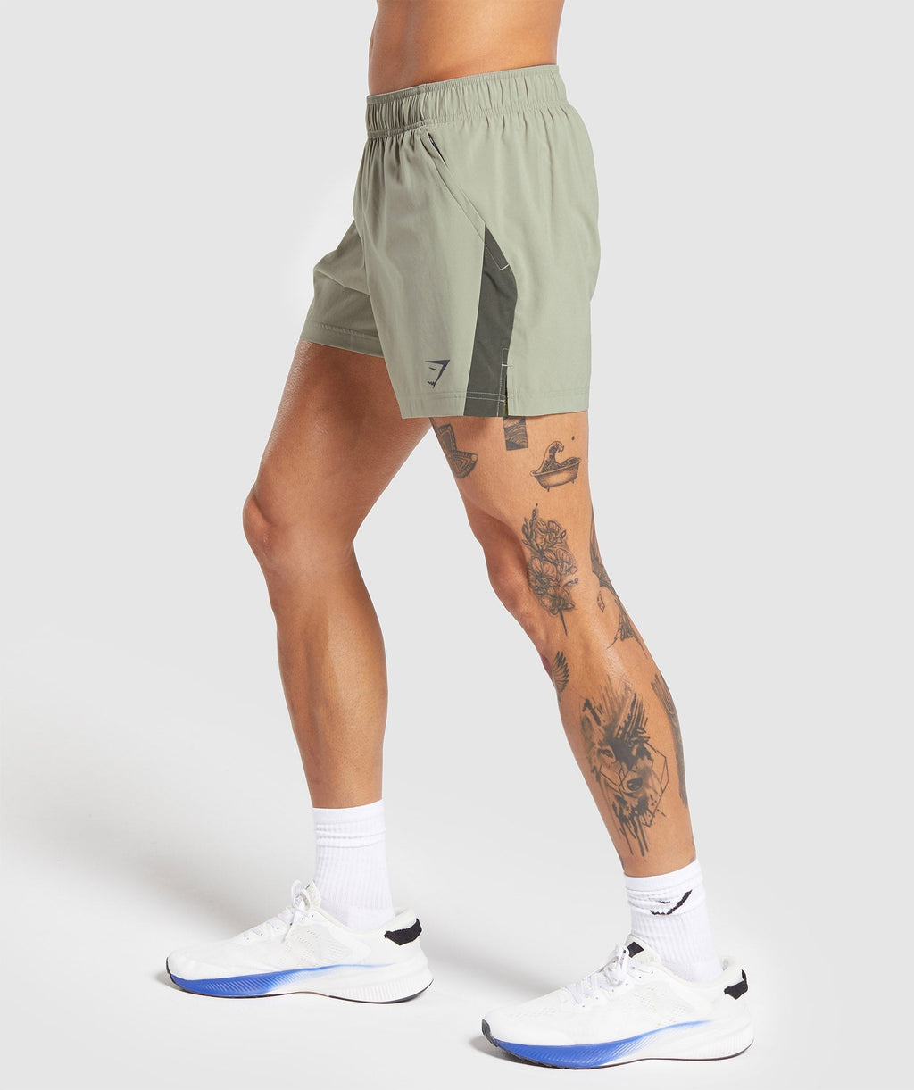 gymshark-sport-5-shorts-chalk-green-strength-green-ss24