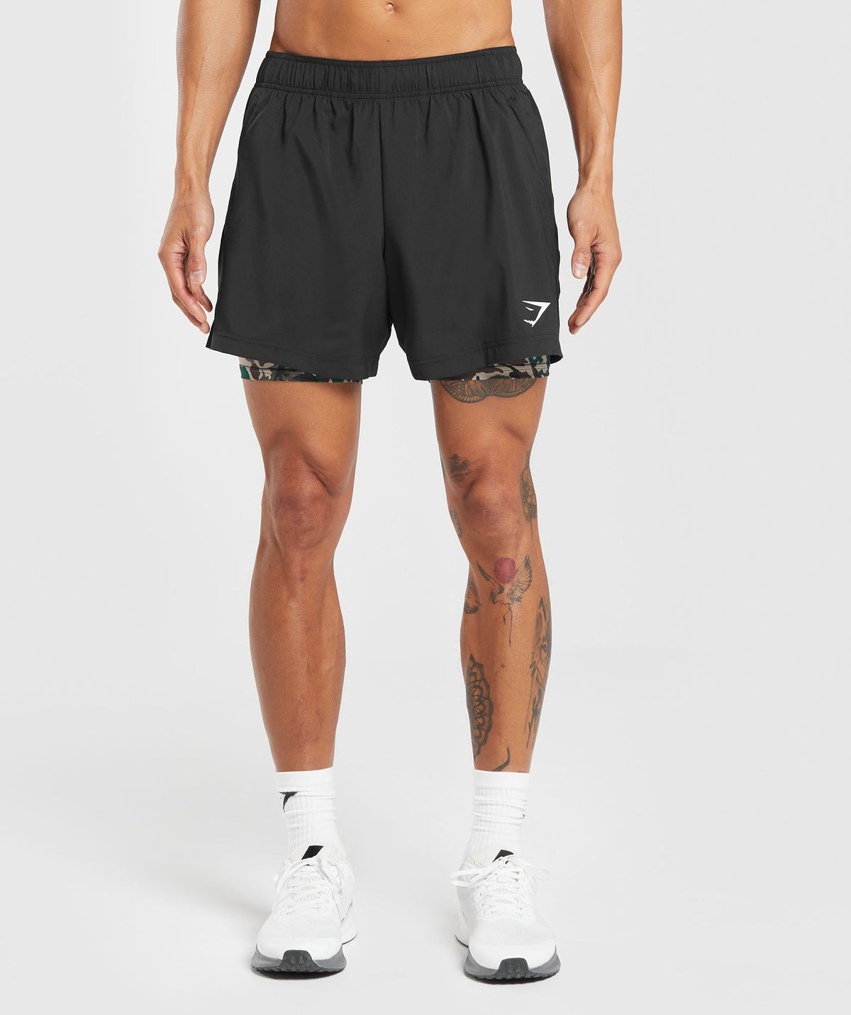gymshark-sport-5-2-in-1-shorts-black-cement-brown-aw23
