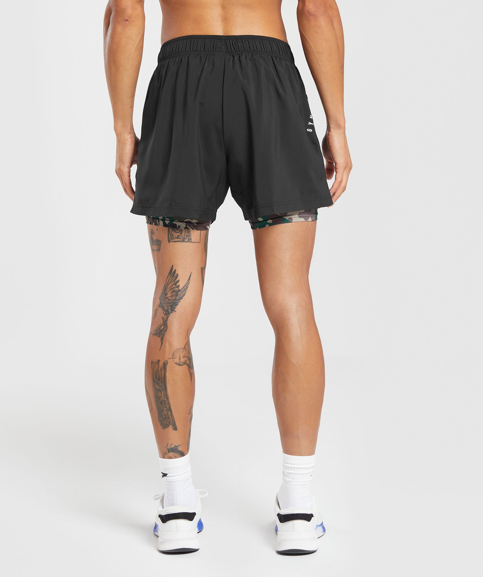 gymshark-sport-5-2-in-1-shorts-black-cement-brown-aw23