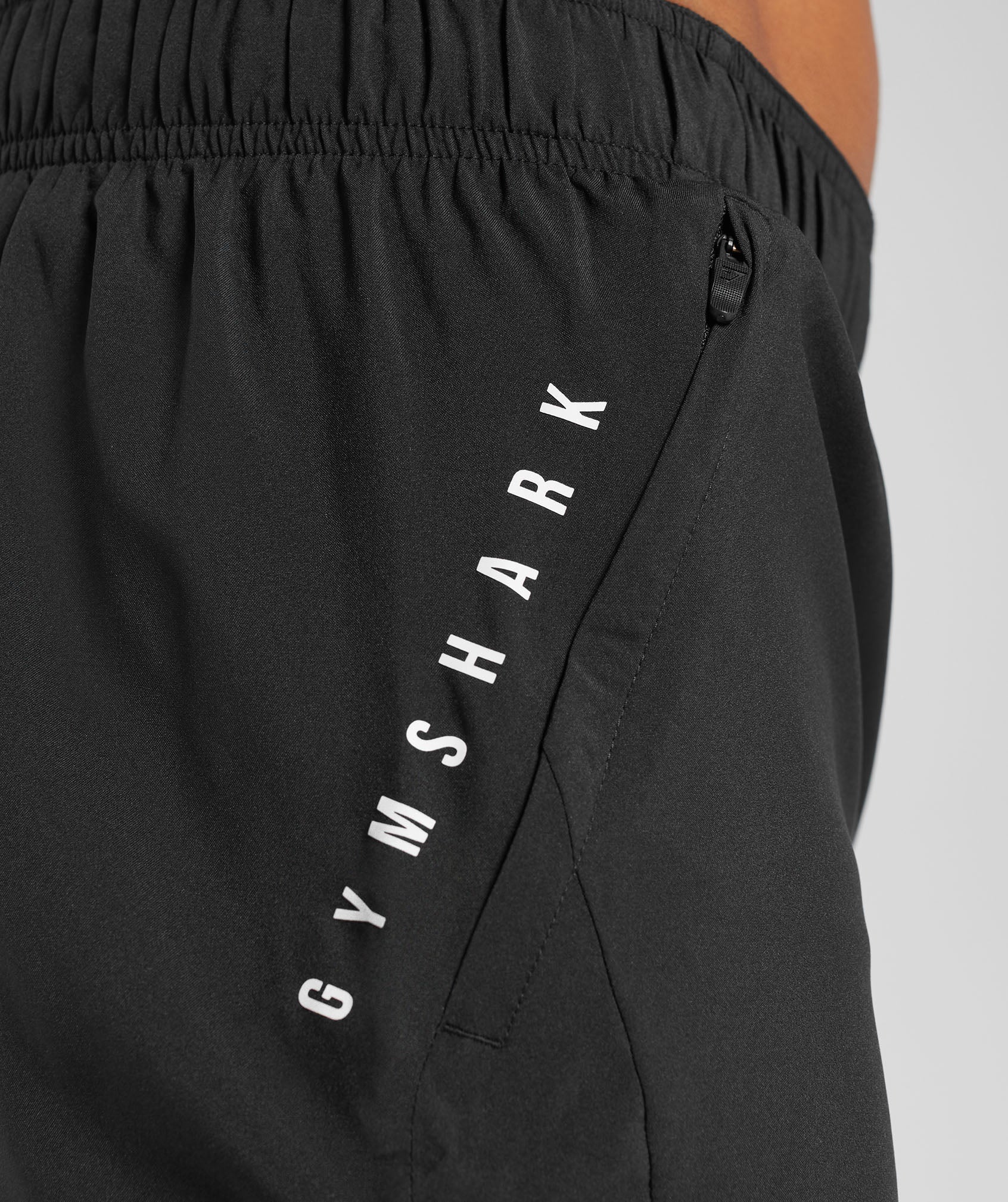 gymshark-sport-5-2-in-1-shorts-black-cement-brown-aw23