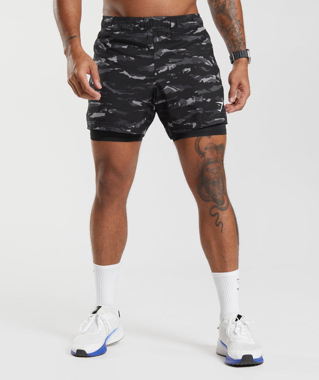 gymshark-sport-5-2-in-1-shorts-onyx-grey-black-print-ss23