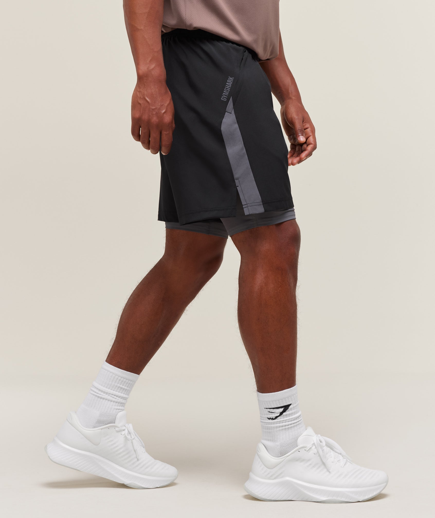 gymshark-sport-7-2-in-1-shorts-black-dark-grey-ss25